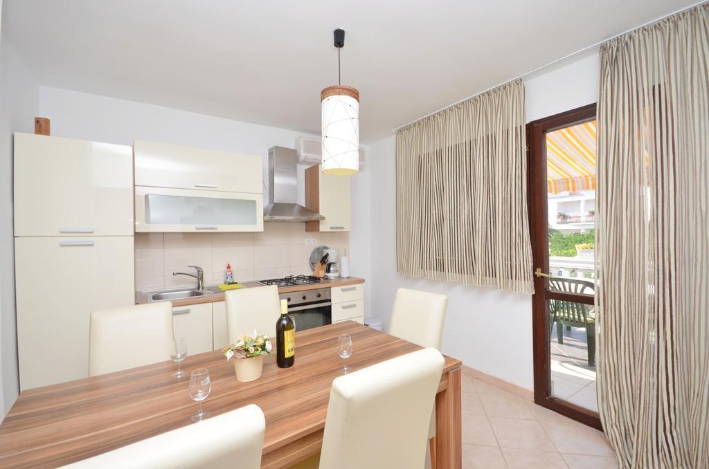 Apartment Gordan Murter Bagian luar foto