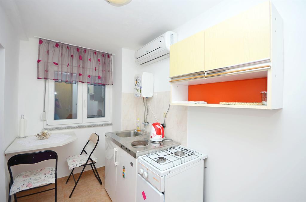 Apartment Gordan Murter Bagian luar foto